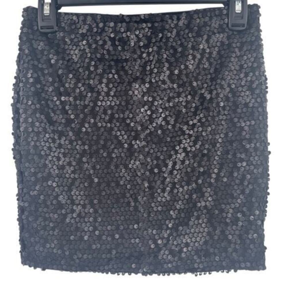 Black Sequin Mini Fitted Skirt Lily Rose small EUC